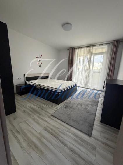 Apartament cu 2 camere semidecomandat, mobilat în Florești