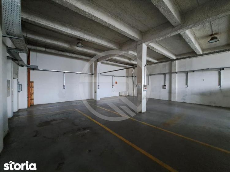 Spațiu comercial, de 1,500 mp, în Gruia