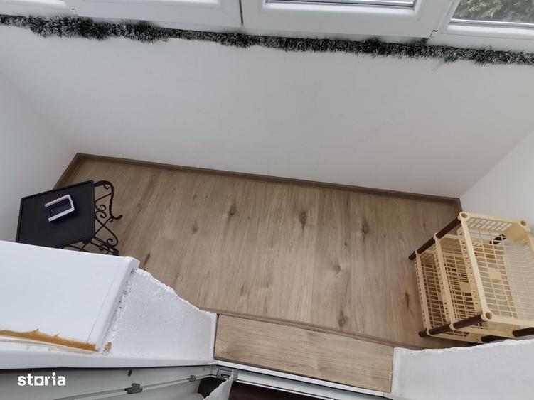 Apartament cu 3 camere semidecomandat în Șelimbăr