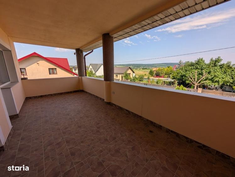 Casă cu 4 camere în Lilieci