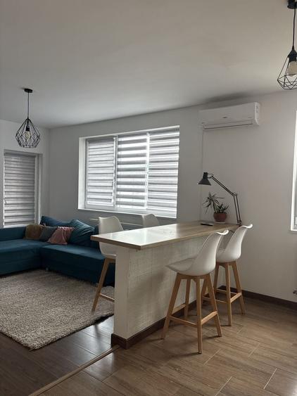 Apartament cu 2 camere decomandat în Florești