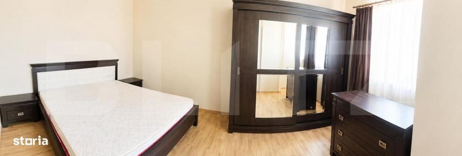 Apartament cu 3 camere în Independenței