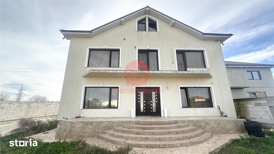Casă cu 6 camere cu Teren 552 Mp în Aurel Vlaicu
