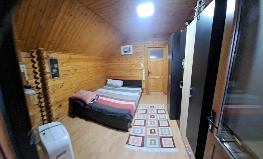 Casă individuală cu 4 camere cu Canalizare în Ilganii de Jos