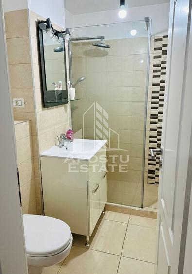 Apartament cu 3 camere decomandat, mobilat în Bucovina