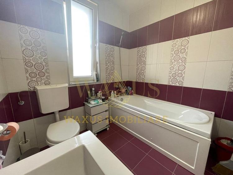 Duplex cu 5 camere cu Canalizare în Florești