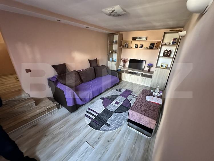 Casă individuală cu 6 camere cu Canalizare în Orăștie