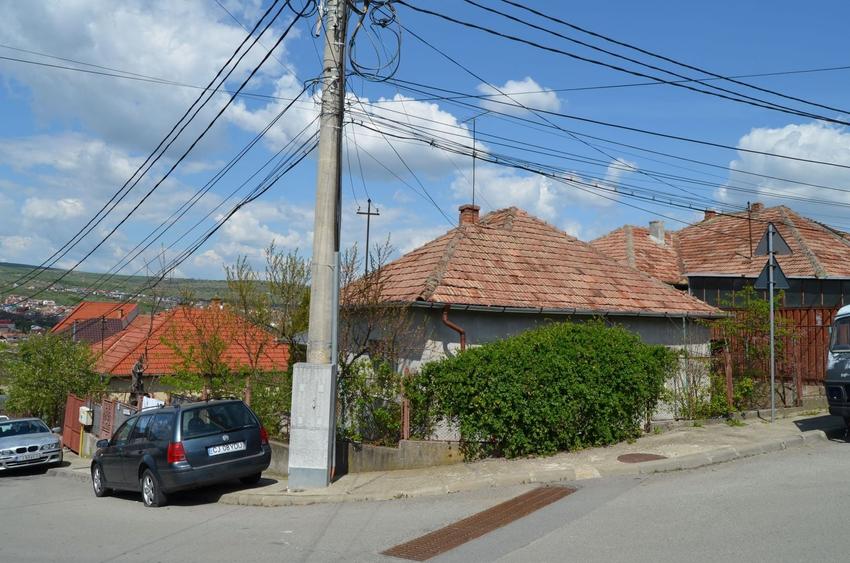 Casă individuală cu 5 camere cu Canalizare în Gruia