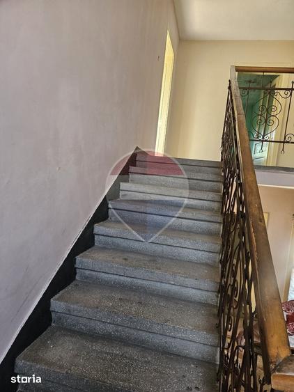 Casă cu 6 camere cu Teren 631 Mp în Ultracentral