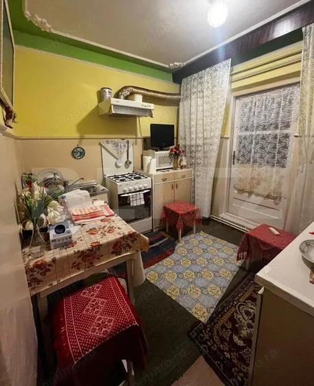 Apartament cu 3 camere decomandat, mobilat în Dancu