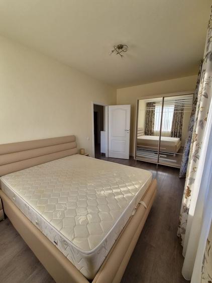 Apartament cu 3 camere în Florești
