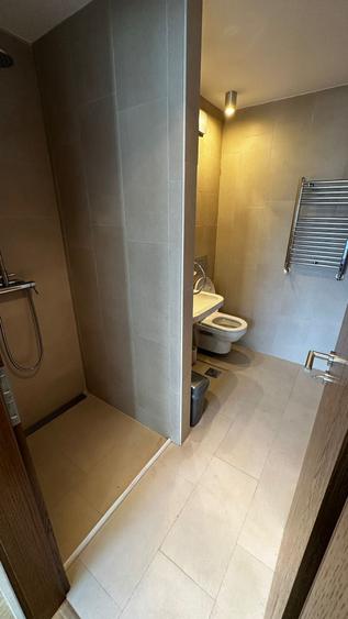 Apartament cu 3 camere decomandat, mobilat în Faleza Nord