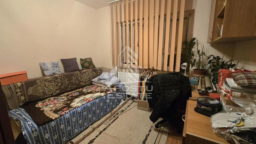 Apartament cu 2 camere decomandat în Lipovei