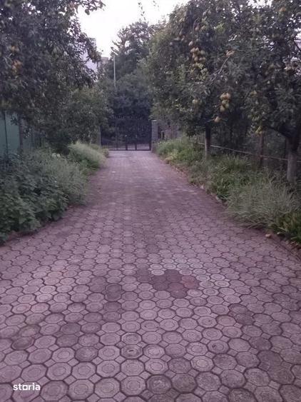 Casă cu 4 camere cu Teren 1000 Mp în Dâmbu Pietros