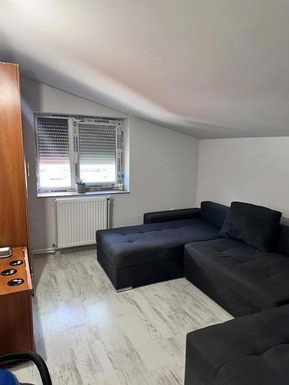 Apartament cu 3 camere decomandat în Iosia