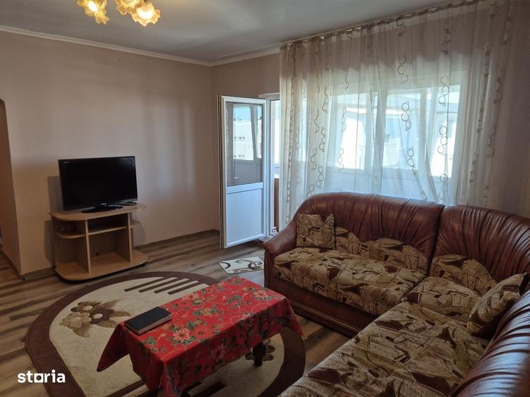 Apartament cu 2 camere semidecomandat în Confecții