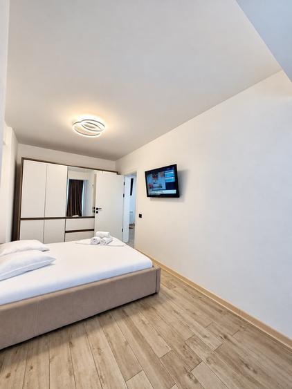 Apartament cu 2 camere semidecomandat, mobilat în Năvodari