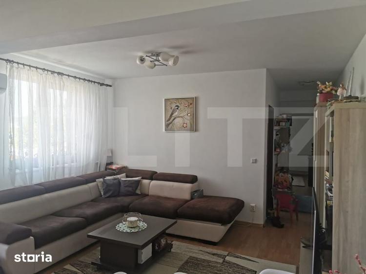 Apartament cu 3 camere în Mărișelu
