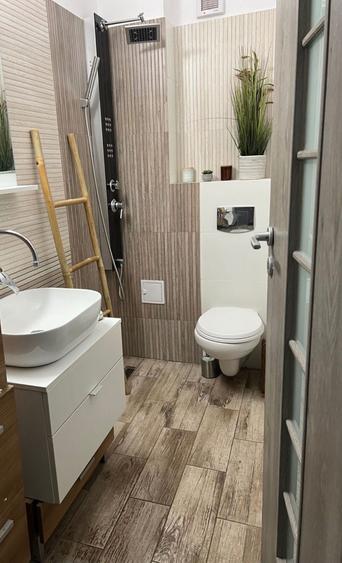 Apartament cu 3 camere decomandat în Ultracentral