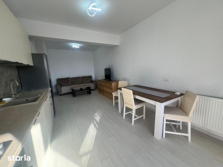 Apartament cu 2 camere decomandat în Tomis Plus