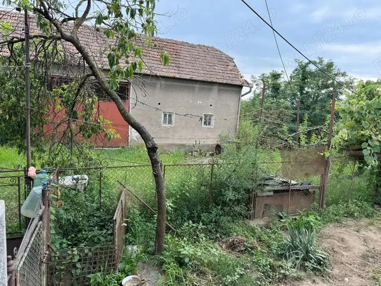 Casă cu 2 camere în Strei