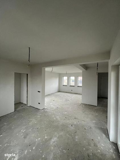 Casă cu 3 camere decomandat cu Teren 450 Mp în Lucian Blaga