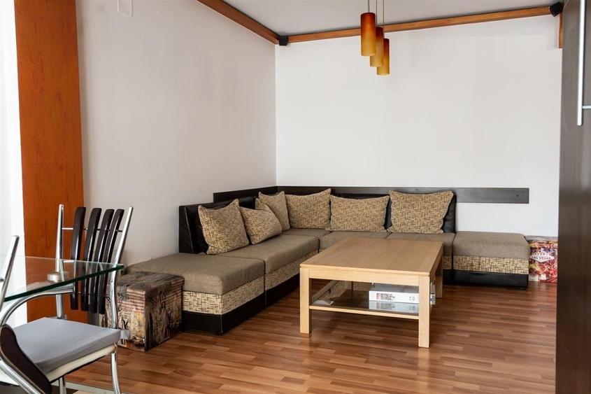 Apartament cu 2 camere semidecomandat în Calea Turzii
