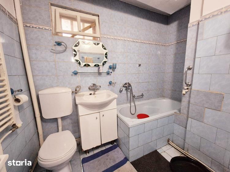 Casă cu 4 camere cu Teren 1100 Mp în Dumbrava
