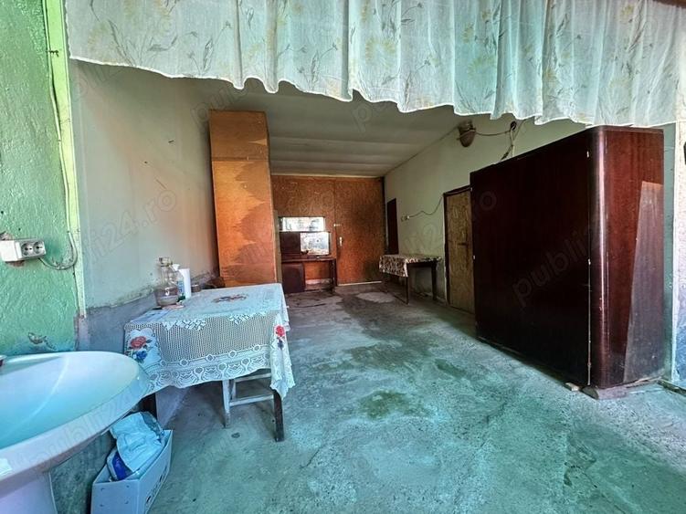 Casă cu 6 camere în Dalboșeț