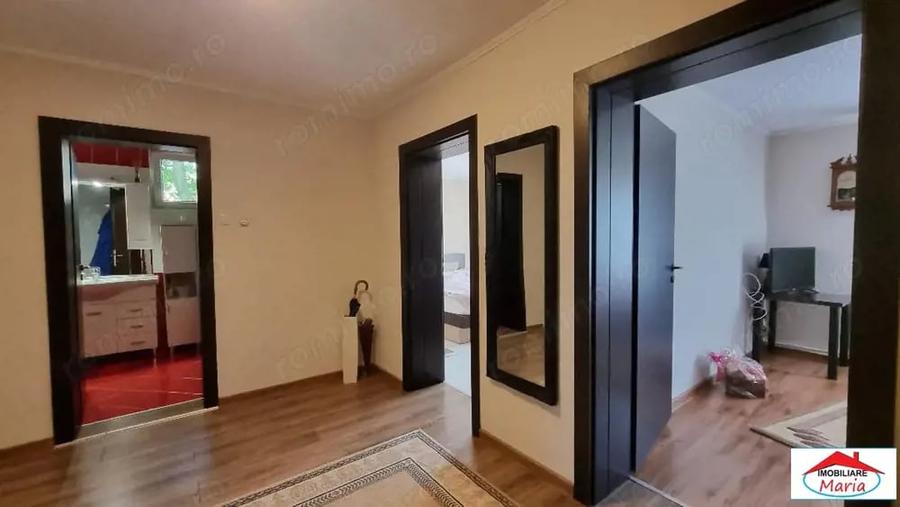 Casă cu Teren 1452 Mp în Lazuri