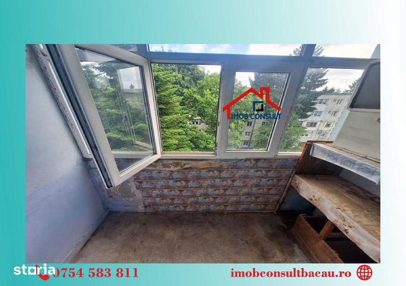 Apartament cu 3 camere semidecomandat în Banca Națională