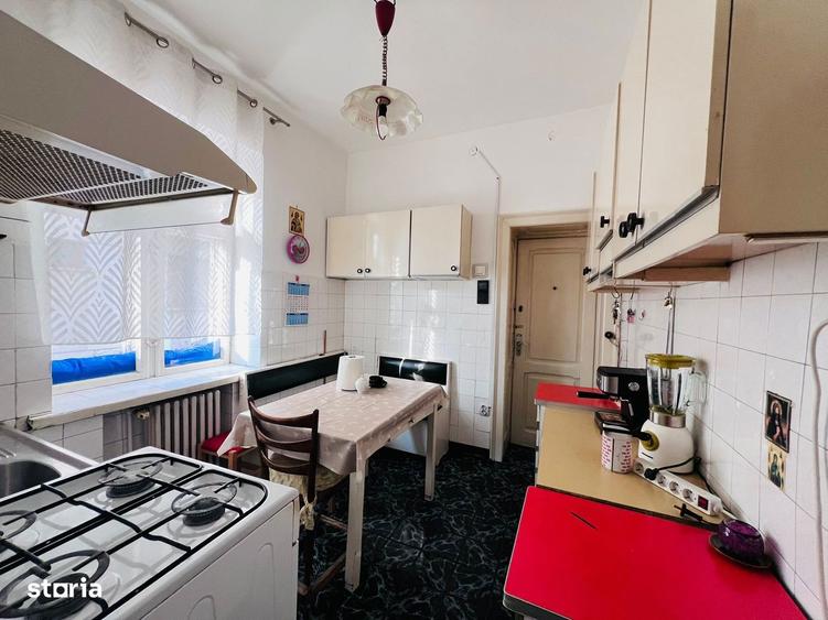 Apartament cu 3 camere Ultracentral Rapa Galbena + Garaj ?i Boxa - 6