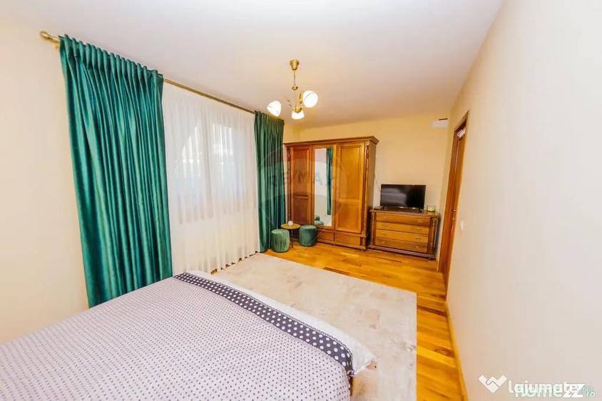 Casă cu 7 camere cu Teren 2823 Mp în Tăuții de Sus