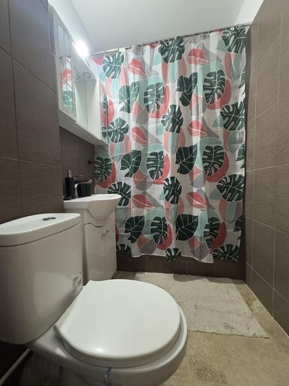 Apartament cu 3 camere semidecomandat în Drumul Taberei
