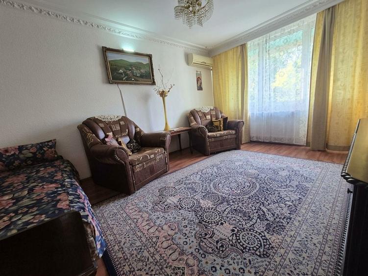 Apartament cu 2 camere decomandat, mobilat în Berceni