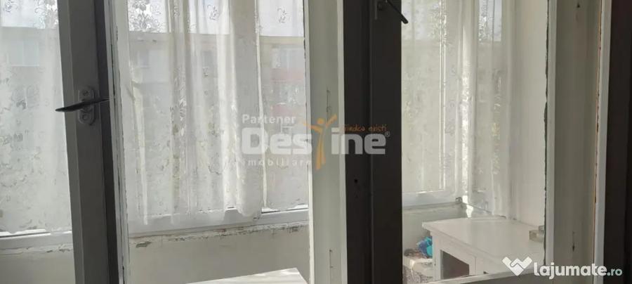 APARTAMENT CU 2 CAMERE SEMIDECOMANDAT ZONA FOARTE BUNA - 12