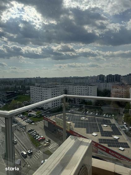 Garsonieră decomandată în Titan