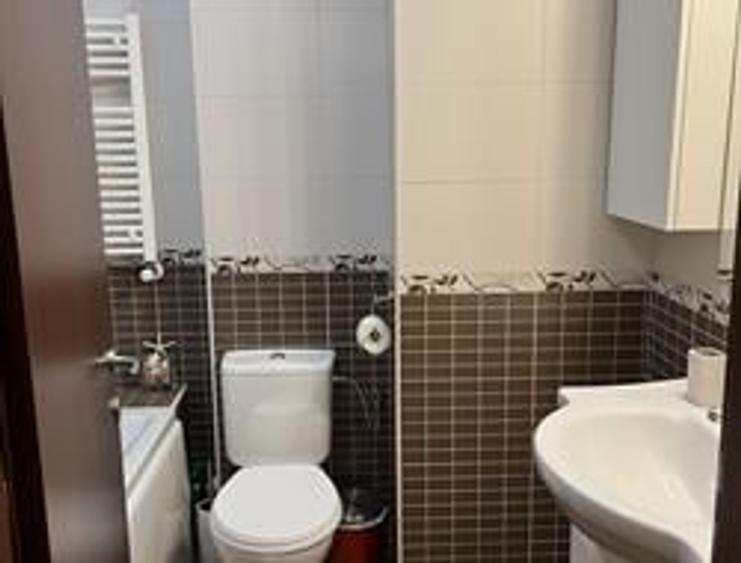 Apartament cu 2 camere semidecomandat în Aviației