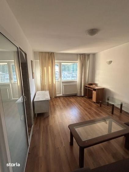 Inchiriez apartament zona judetean - 6