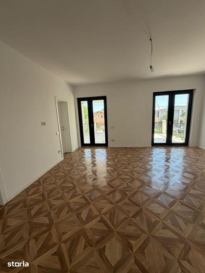 Casă cu 3 camere cu Teren 430 Mp în Central