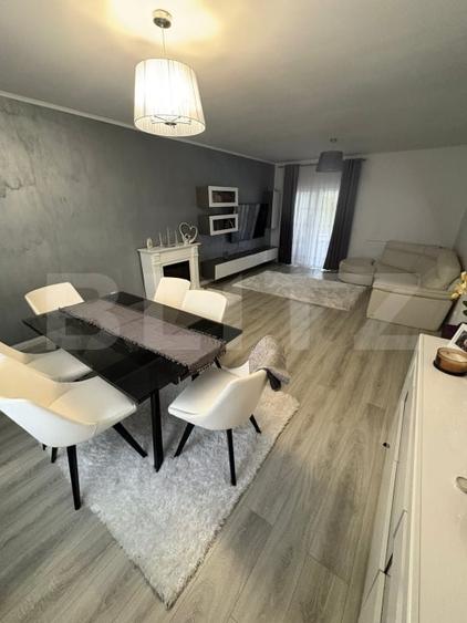Casă individuală cu 4 camere cu Canalizare în Sud