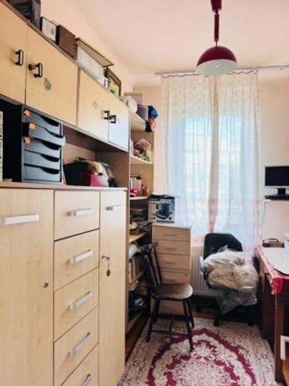 Apartament cu 4 camere semidecomandat, mobilat în Unirii
