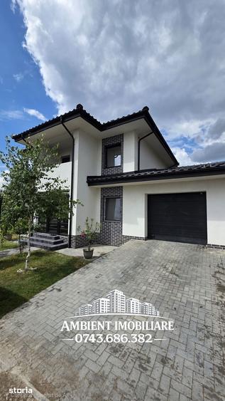 Casă cu 4 camere cu Teren 446 Mp în Central