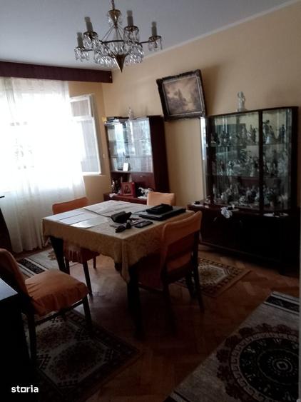 Apartament cu 2 camere semidecomandat în Hipodrom