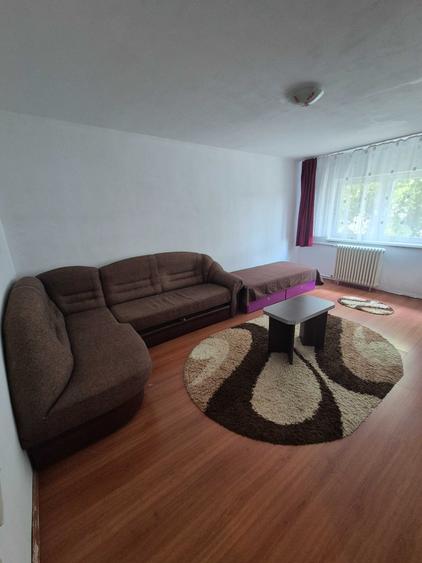 Apartament cu 2 camere decomandat în Rogerius