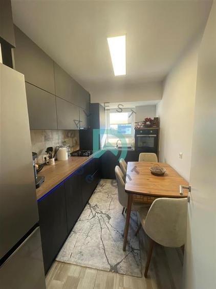 Apartament cu 3 camere decomandat în Avantgarden