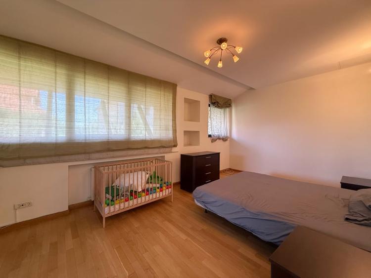Duplex cu 4 camere cu Garaj în Pantelimon