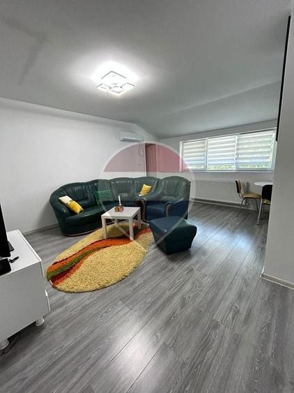 Apartament cu doua camere in zona Alfa - 8