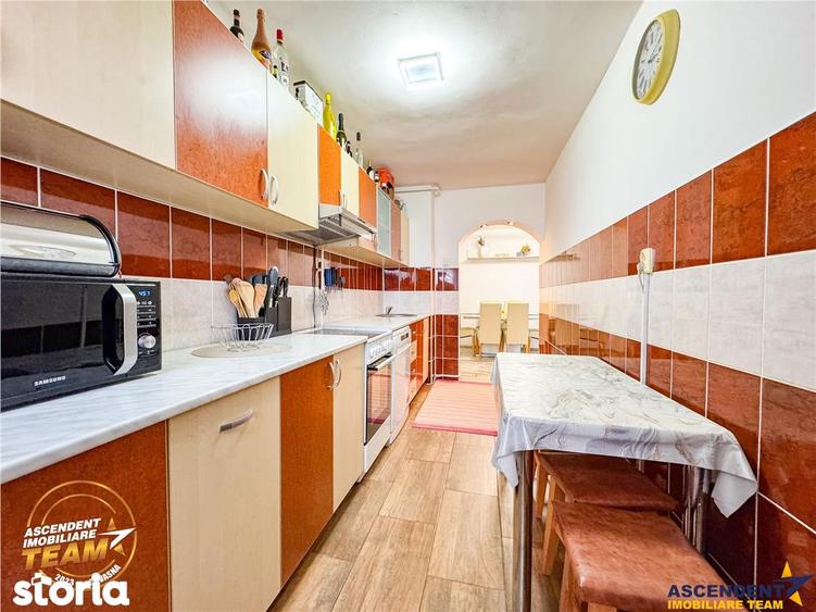 Apartament cu 3 camere, mobilat în Gării