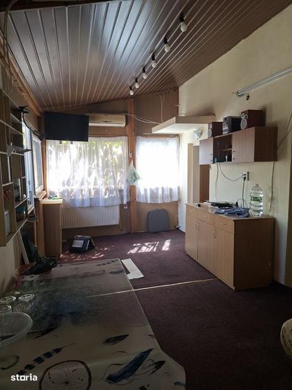 Casă cu 3 camere cu Teren 557 Mp în Central